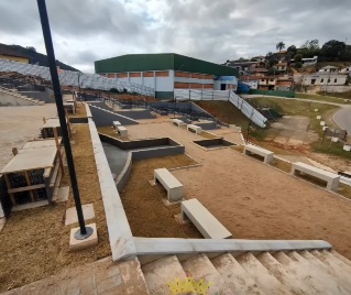 Nova praça central começa a ganhar forma em Tunas do Paraná