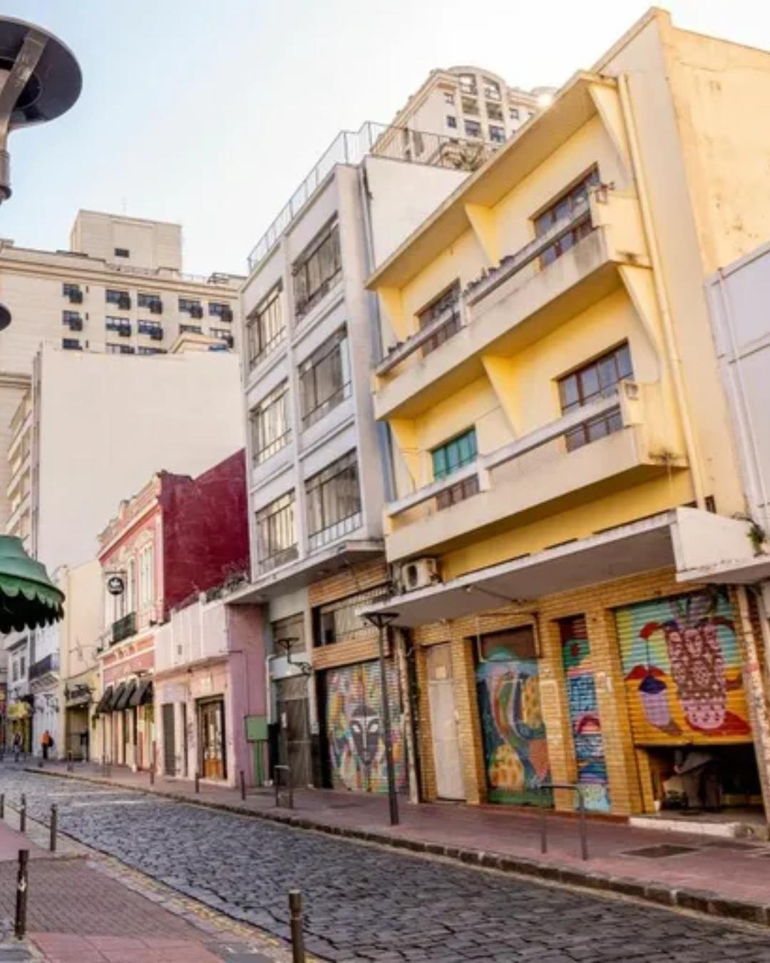 Curitiba pode multar em R$ 500 quem urinar ou defecar em espaços públicos
