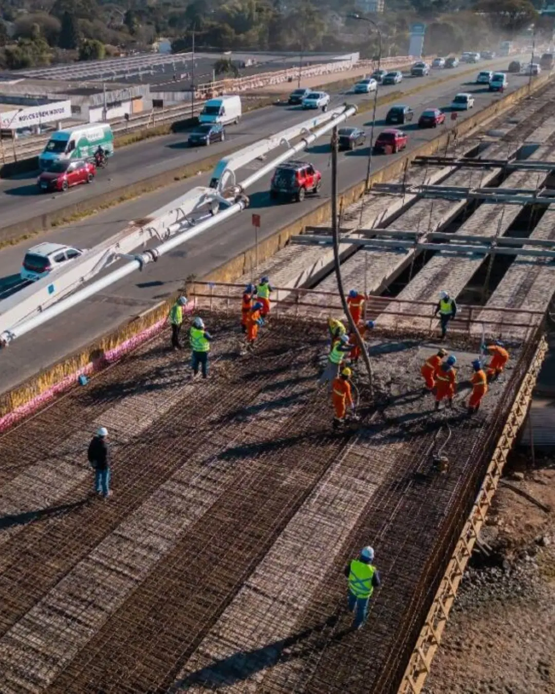Obras no Complexo Tarumã alteram trânsito na Avenida Victor Ferreira do Amaral nesta quarta (17)
