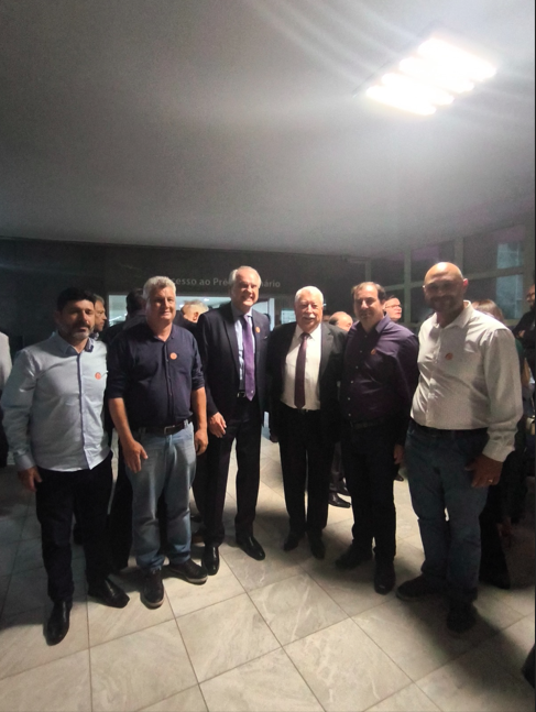 Legado dos Caron é reconhecido pela Alep; veja os registros da homenagem