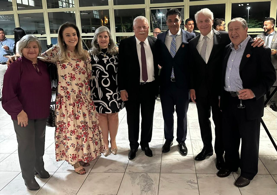 Legado dos Caron é reconhecido pela Alep; veja os registros da homenagem