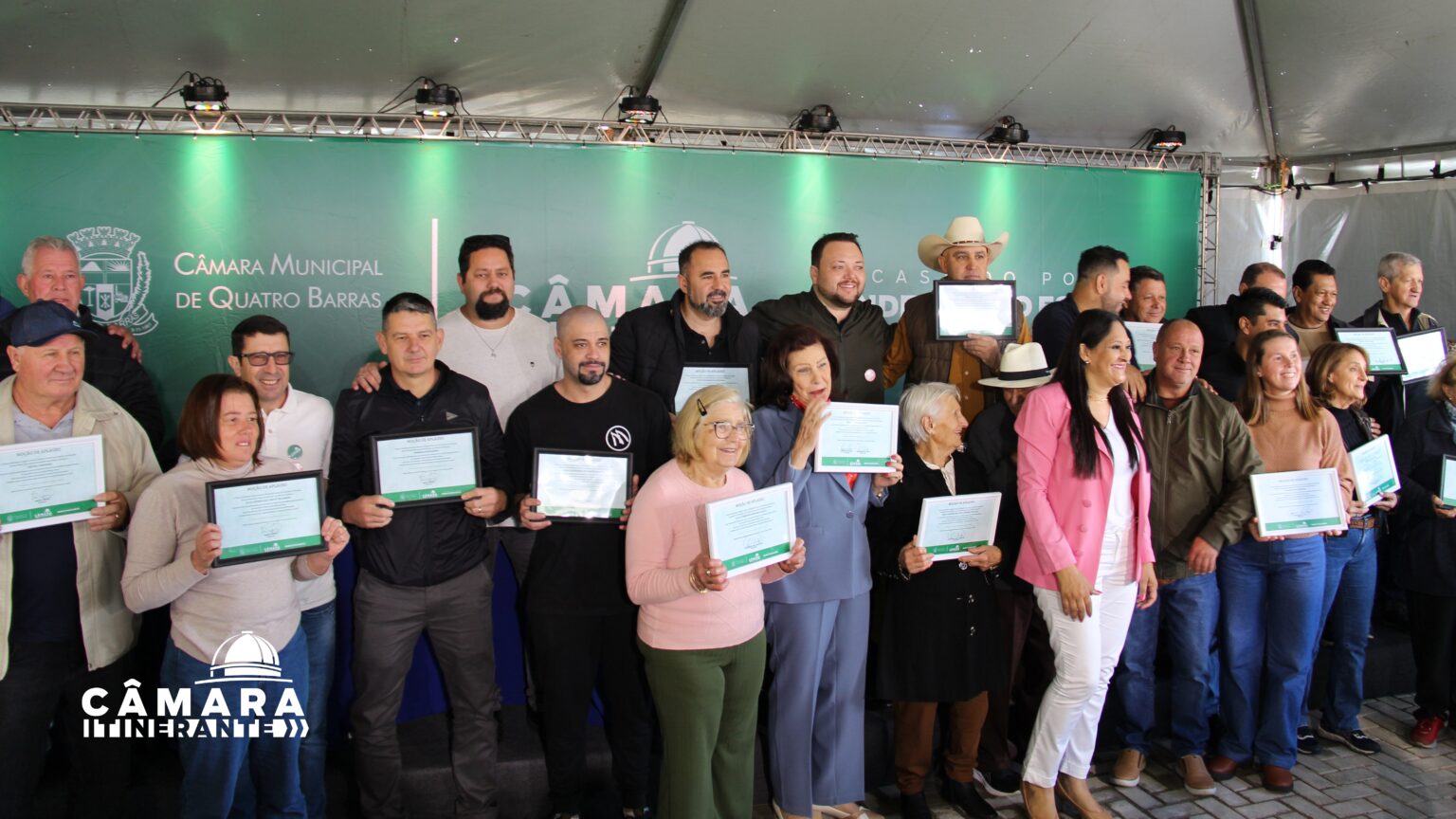 Domingão da Família agita o Jardim Menino Deus com Câmara Itinerante e inauguração do Complexo Esportivo