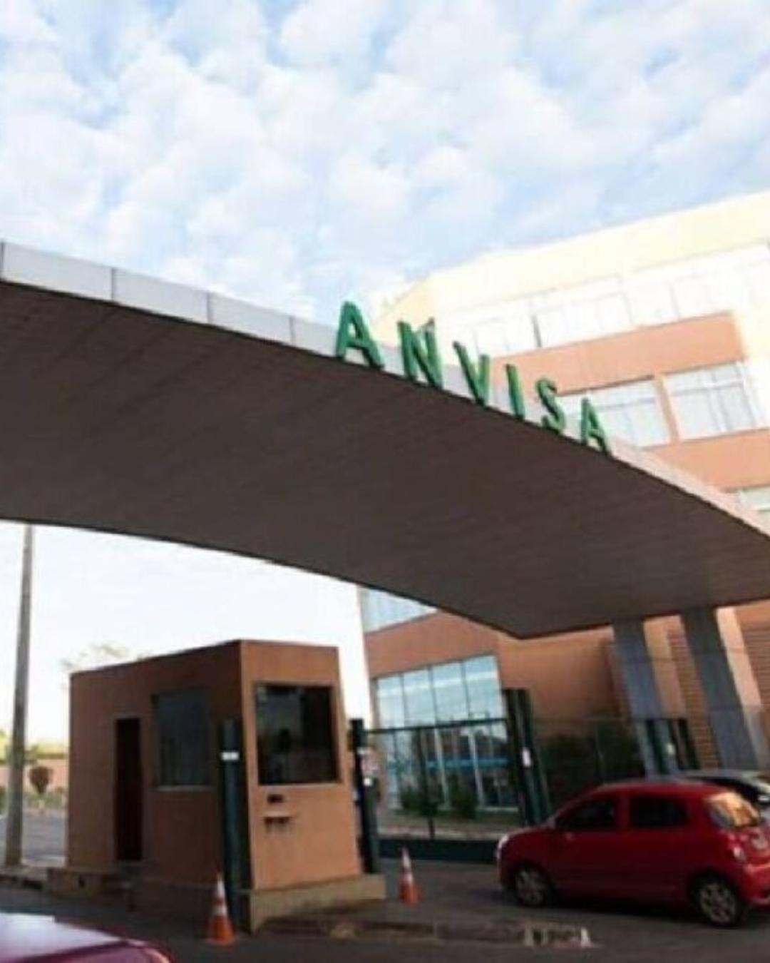 Anvisa proíbe comercialização de cosméticos irregulares, incluindo máscara capilar e álcool 70º