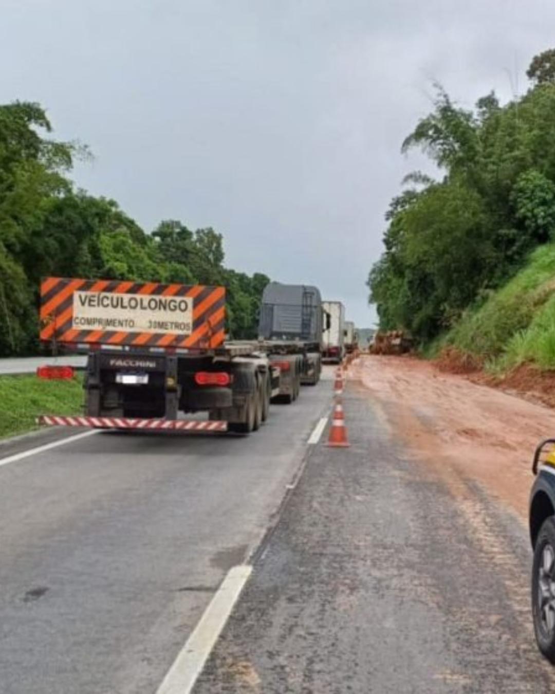 Campanha alerta motoristas para evitar acidentes com equipes nas rodovias do Paraná
