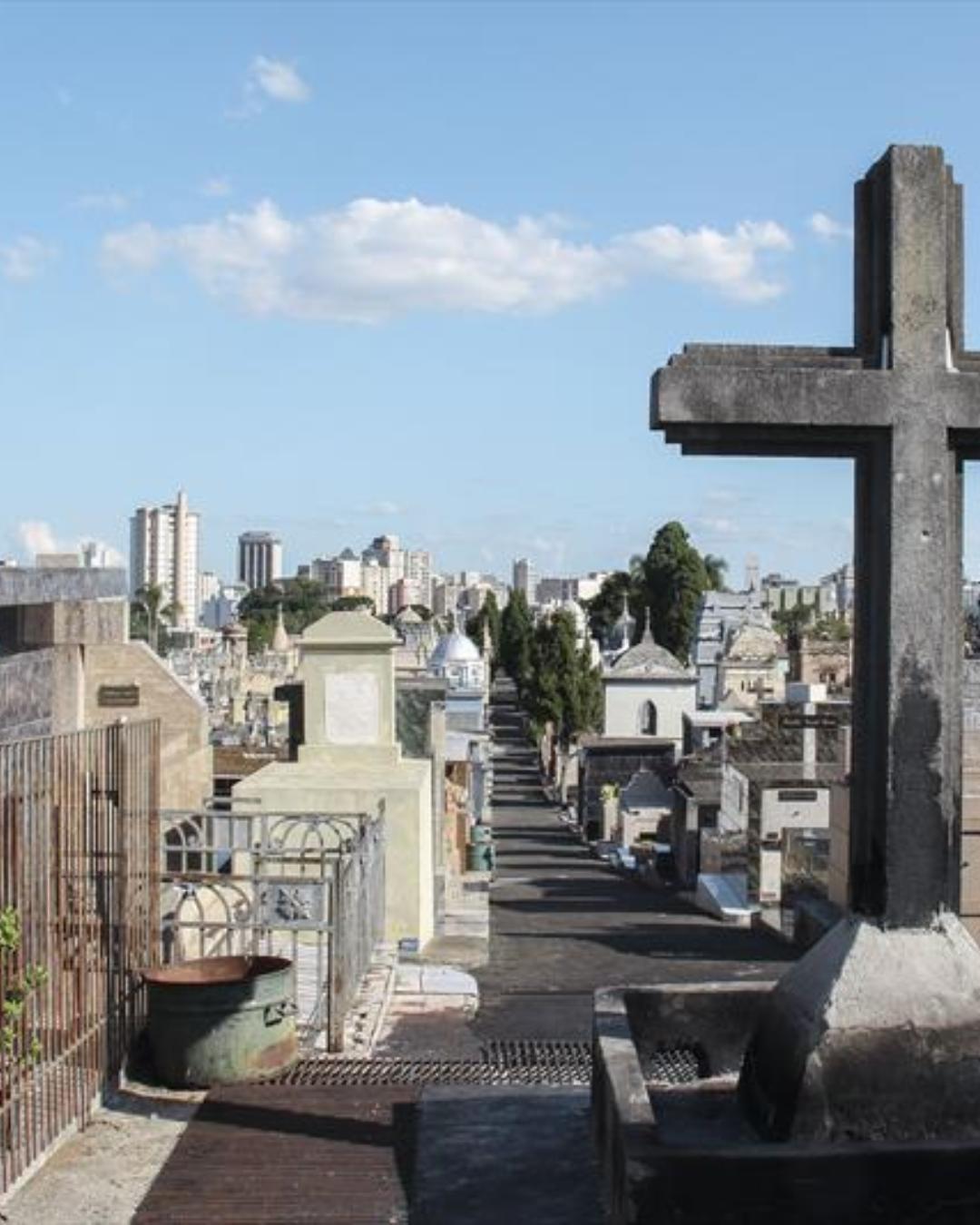 Curitiba terá missas e cultos especiais no Dia de Finados em cemitérios e igrejas