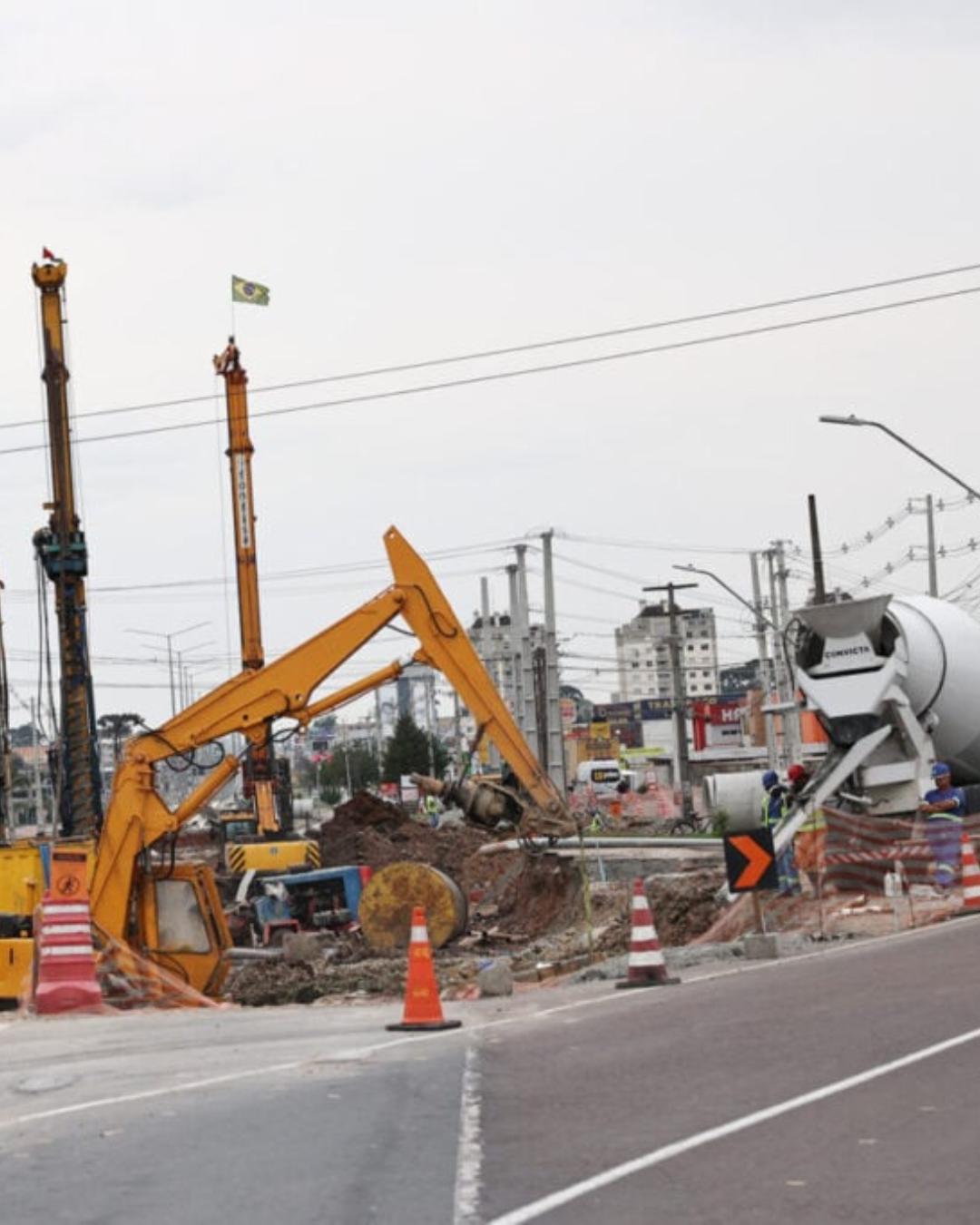 Novo viaduto entre Curitiba e Pinhais promete melhorar fluxo em área de intenso trânsito