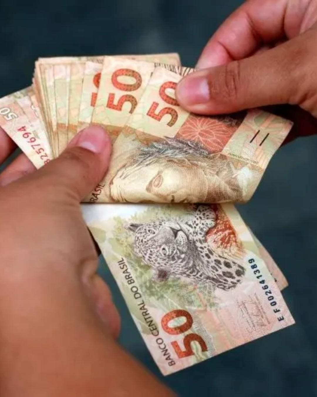 Prêmio principal da Mega Sena acumula, mas paranaenses celebram ganhos expressivos no concurso 2931