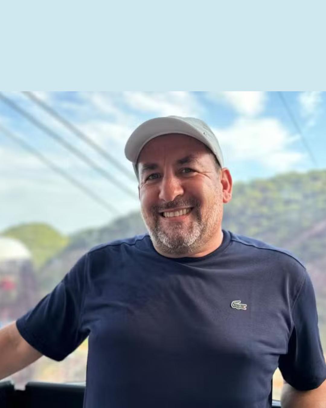 Vendedor baleado por policial após briga em bar de Curitiba não resiste e morre no hospital