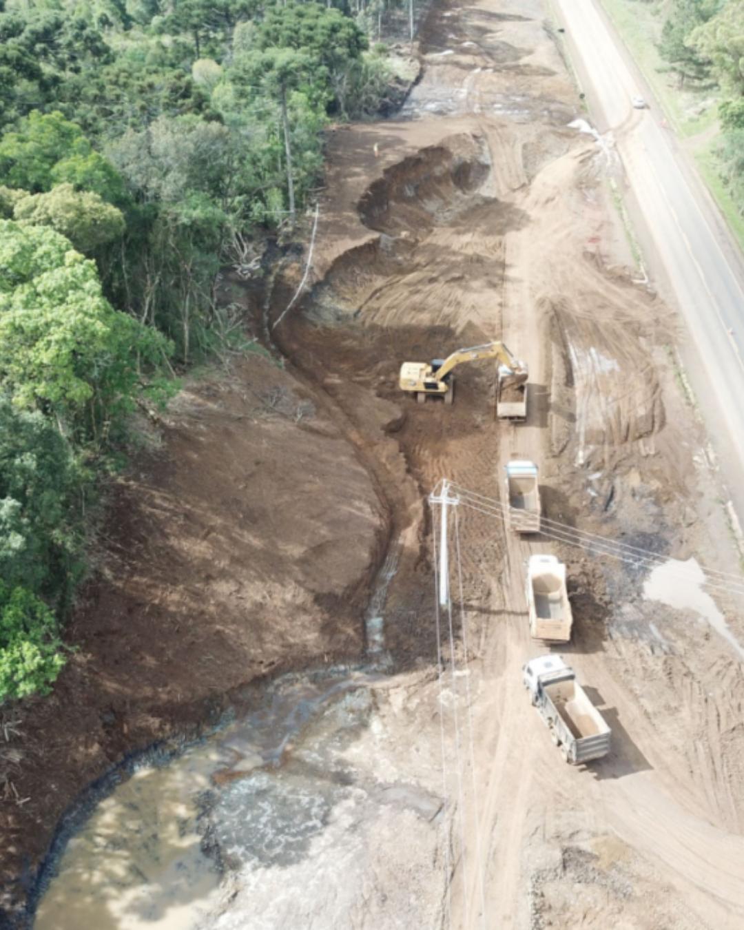 Detonação de rochas bloqueia PRC-466 entre Turvo e Palmeirinha nesta quarta-feira