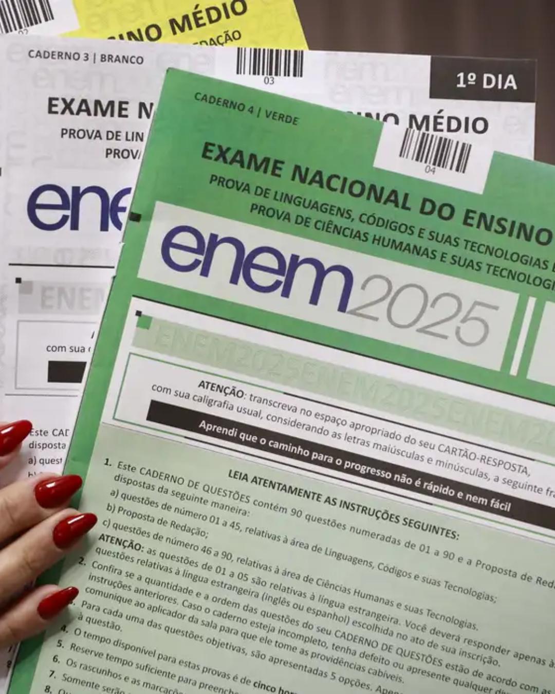 Ministro esclarece anulação de questões do Enem por precaução e comenta investigação