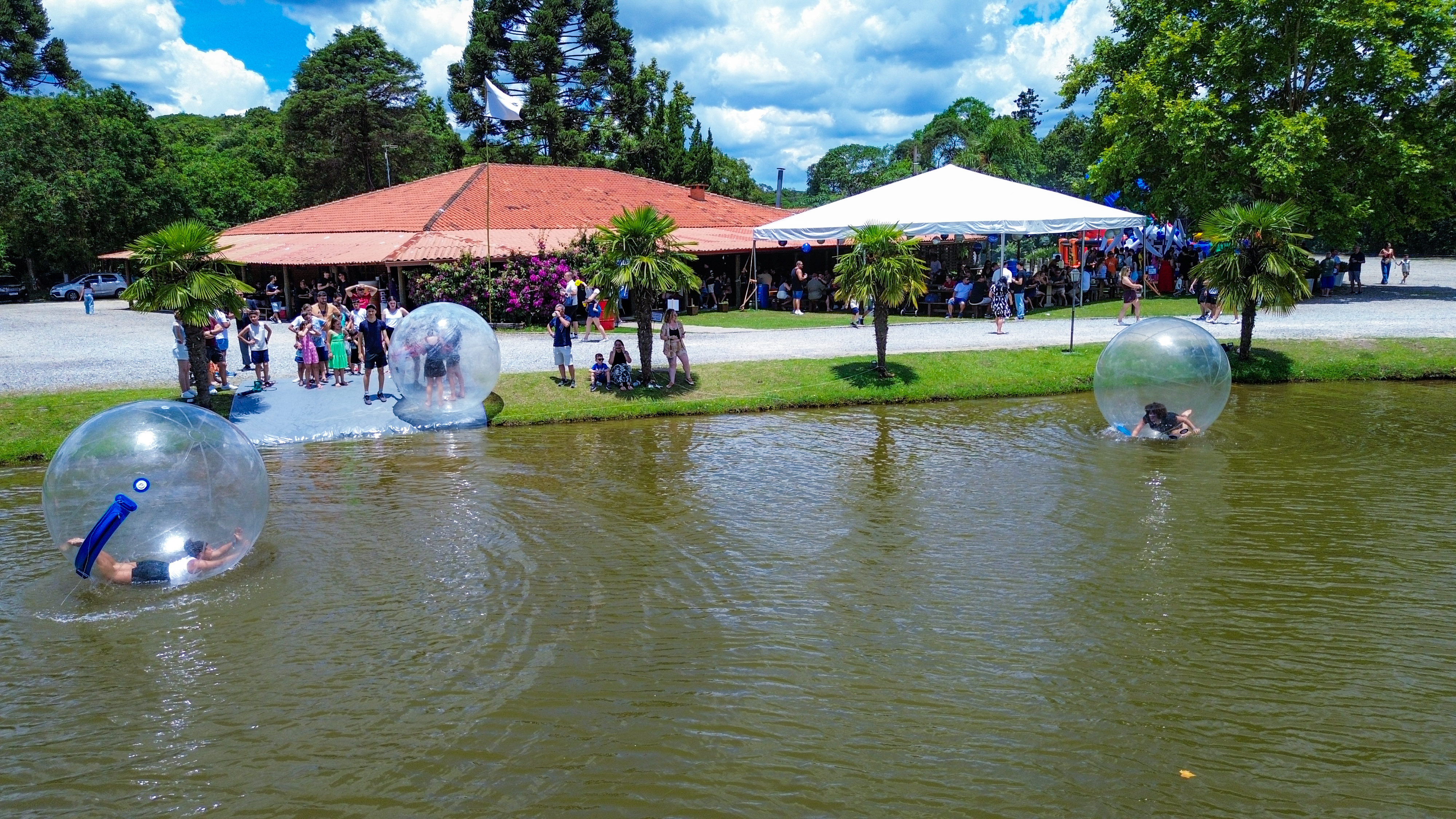 Vetore realiza confraternização de fim de ano e reúne mais de 800 pessoas no Sítio do Caqui