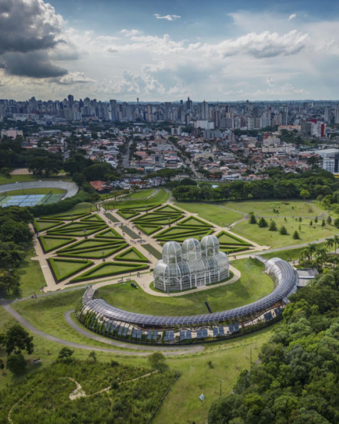 Curitiba conquista o segundo lugar no ranking das melhores cidades do Brasil em 2025