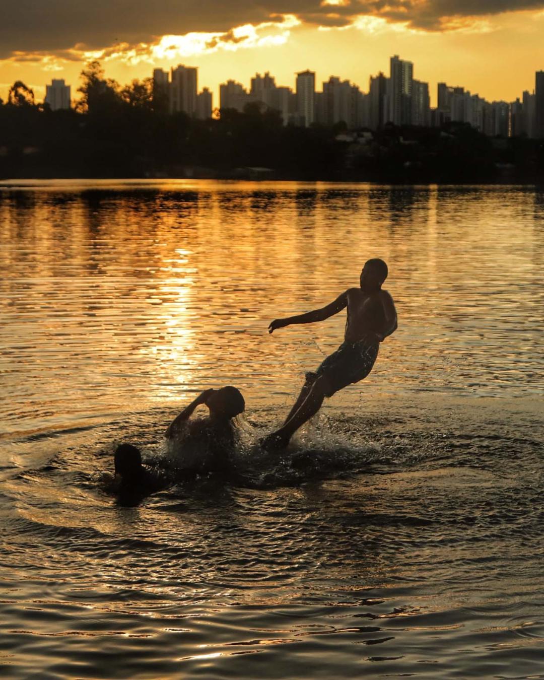 Curitiba registra dia mais quente de 2025 com 33,4°C; Guaraqueçaba alcança 40,4°C