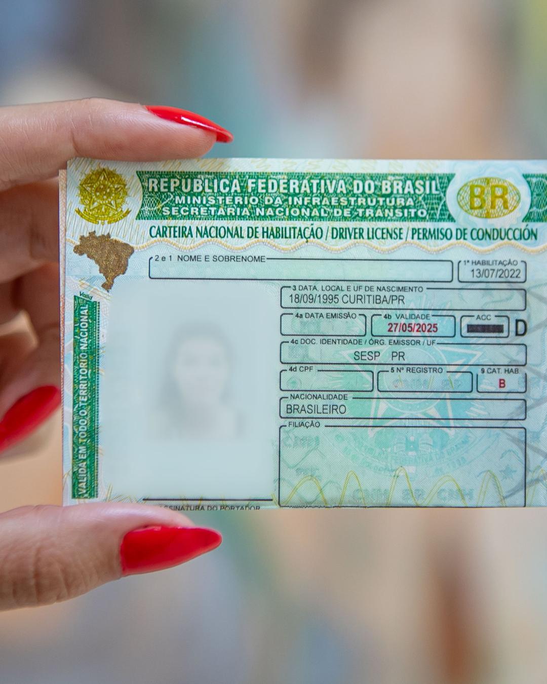 Detran-PR alerta sobre golpes usando programa CNH Social e detalha modalidades e critérios