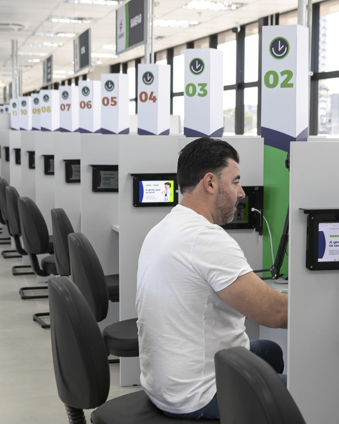 Governo do Paraná amplia rede Poupatempo com novas unidades em Colombo, Guarapuava e Curitiba