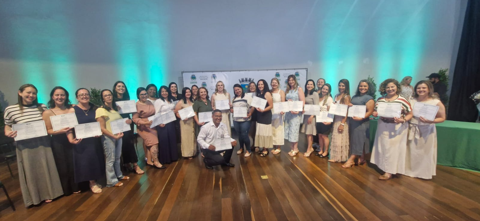 Campina Grande do Sul diploma diretores da rede municipal para a gestão 2026–2027