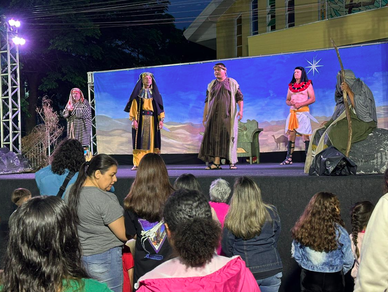 Primeira apresentação do Auto de Natal encanta Campina Grande do Sul e espetáculo retorna no dia 19