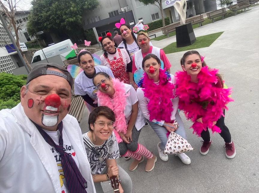 Voluntários transformam o Natal em gesto de amor e levam alegria a comunidades de Quatro Barras