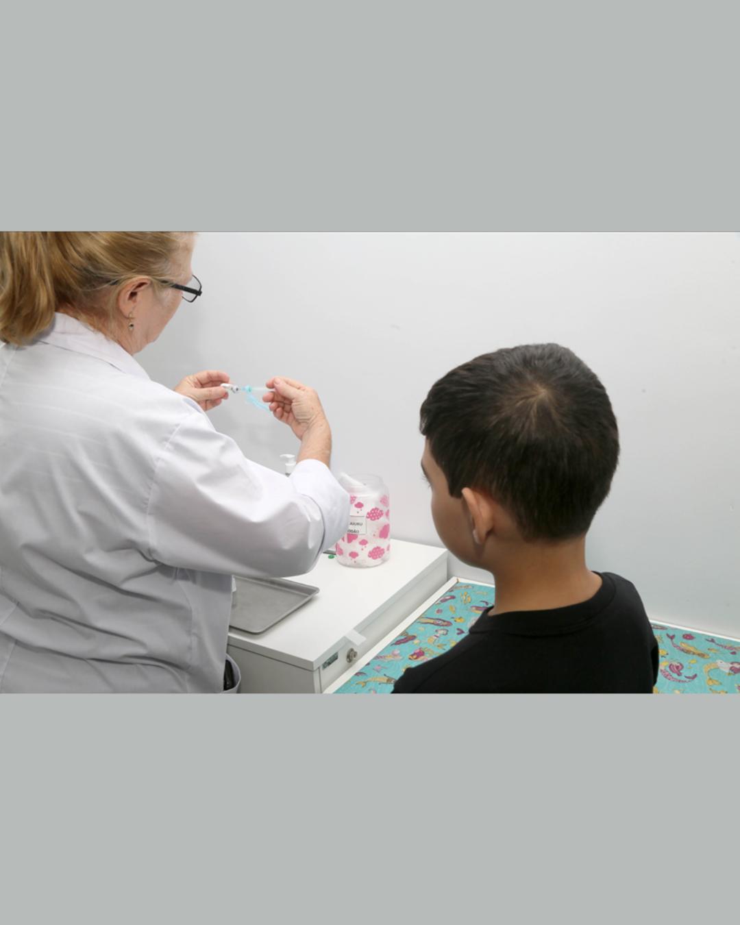 Jovens de 15 a 19 anos têm até dezembro para receber vacina contra HPV pelo SUS