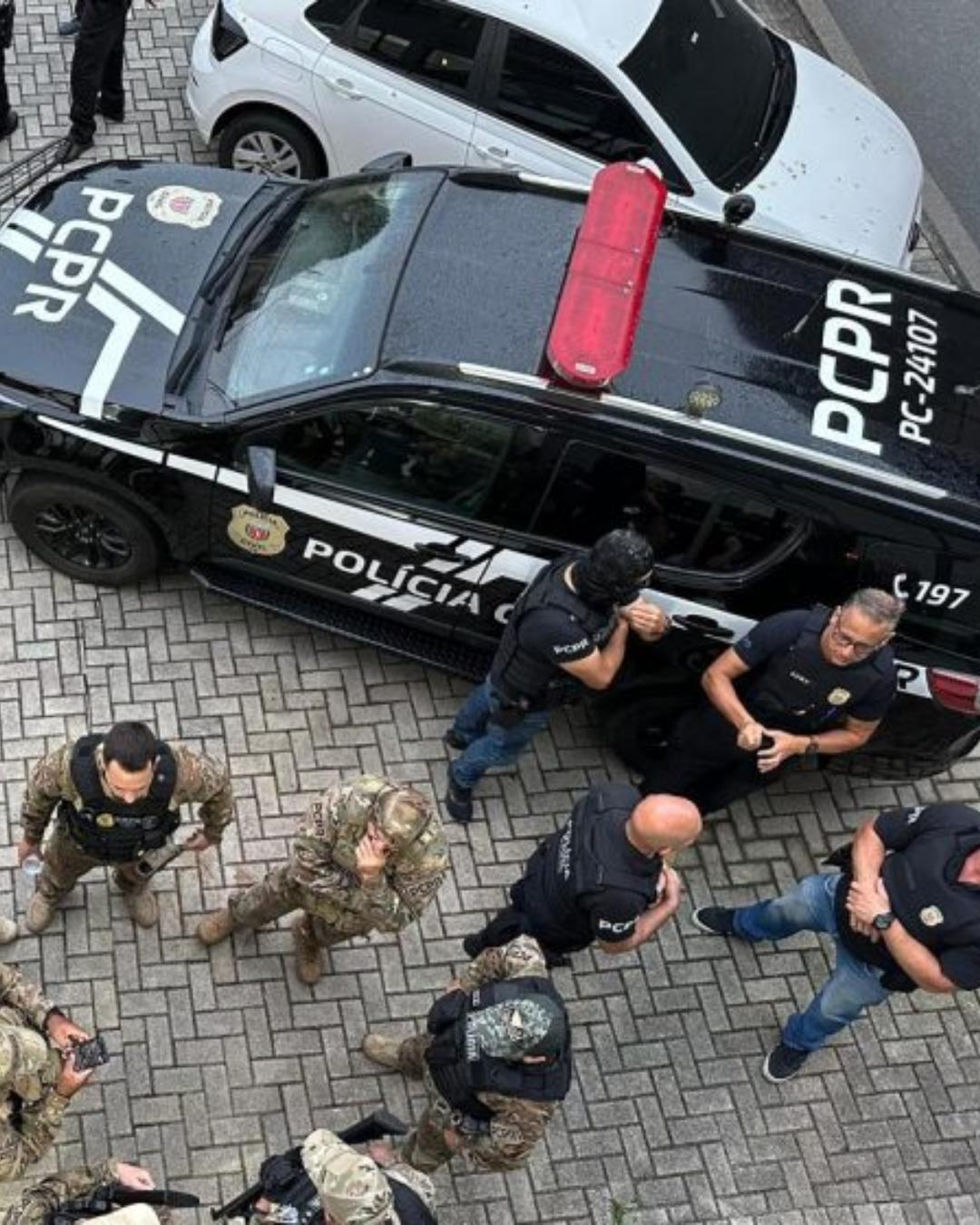 Polícia realiza operação contra quadrilha de roubo de cargas em Curitiba e região