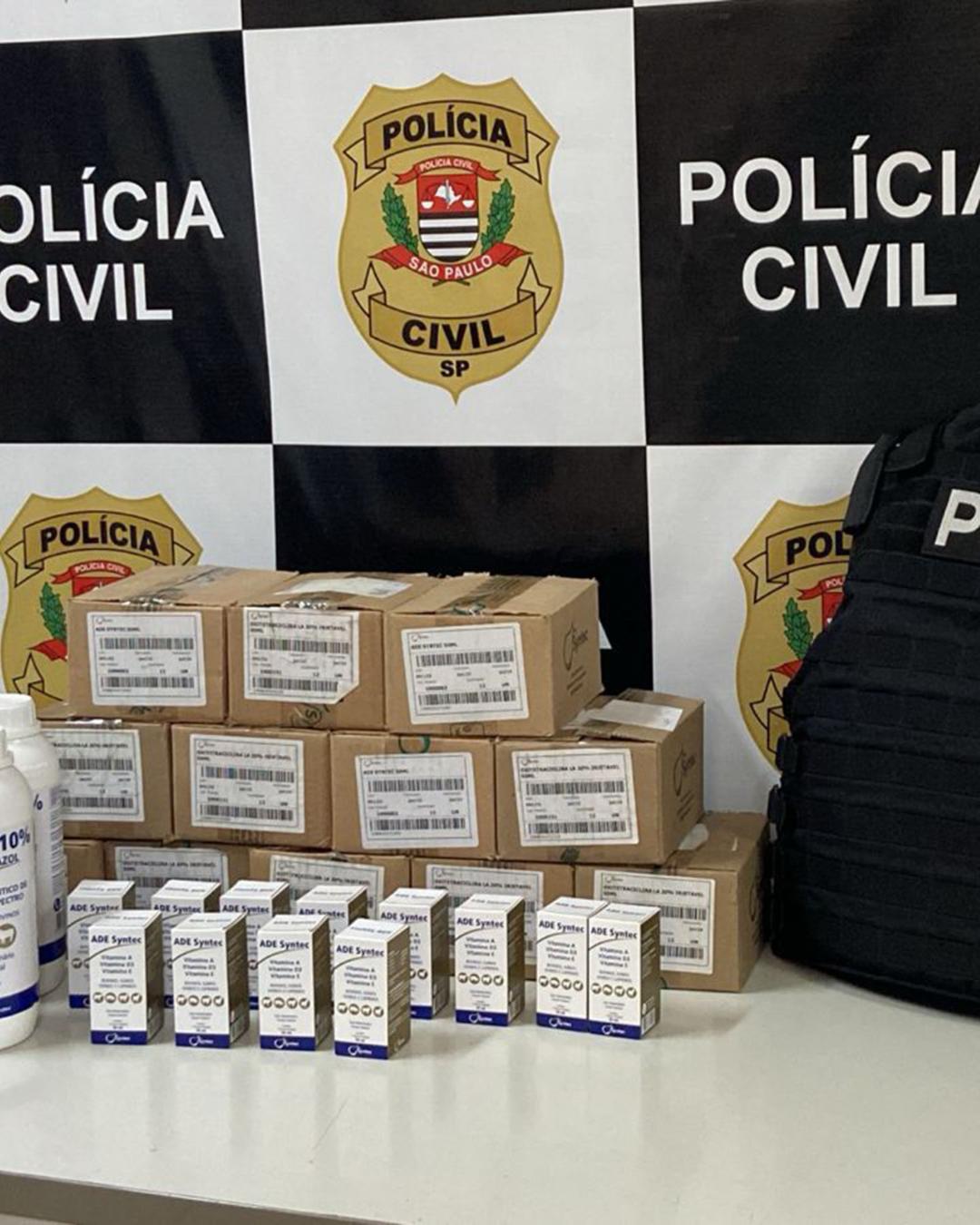 Veterinário preso após prescrever 112,6 mil frascos de cetamina usada como droga alucinógena