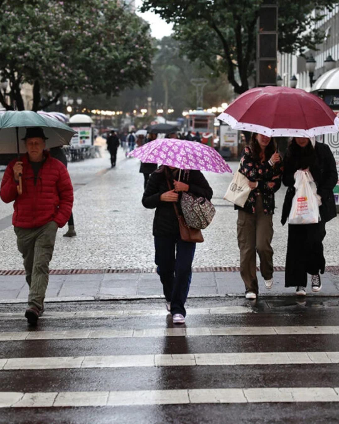 Chuvas frequentes devem marcar o mês de outubro no Paraná, segundo Simepar