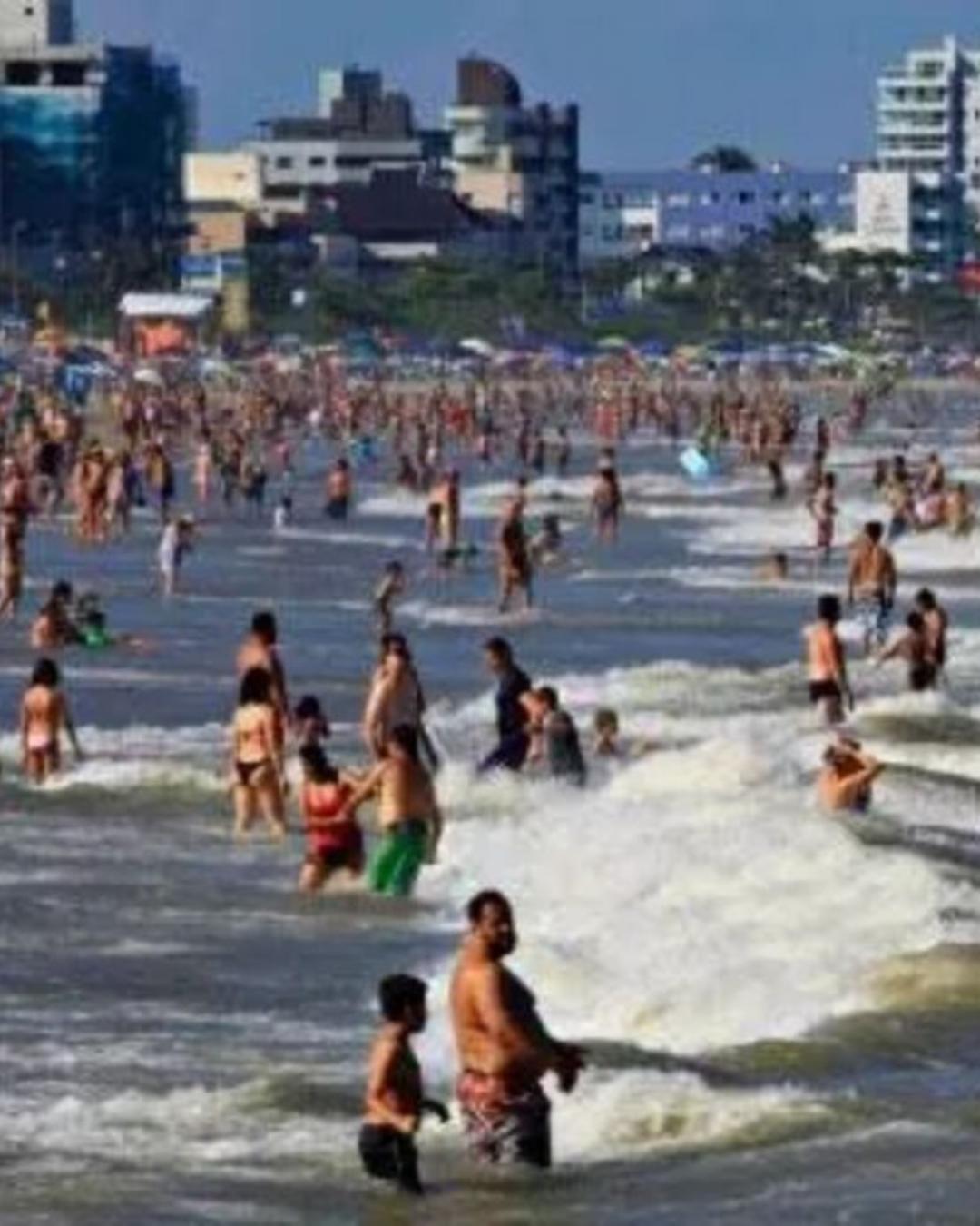 IAT alerta: praias impróprias para banho no litoral do Paraná; veja a lista