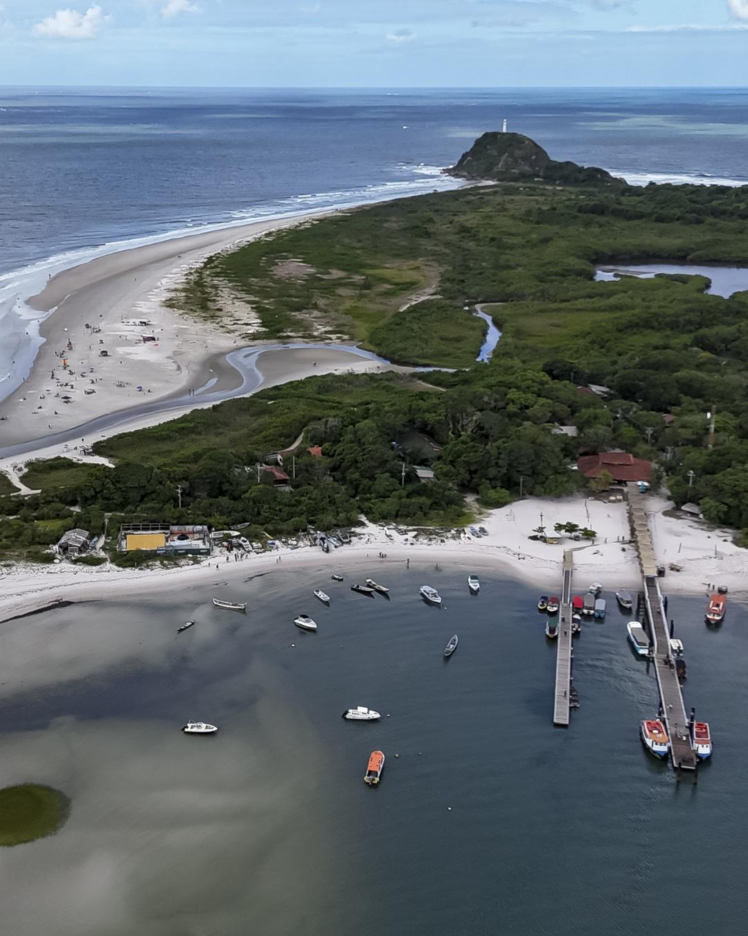 Ilha do Mel terá controle de acesso e saneamento finalizados para preservar meio ambiente e turismo