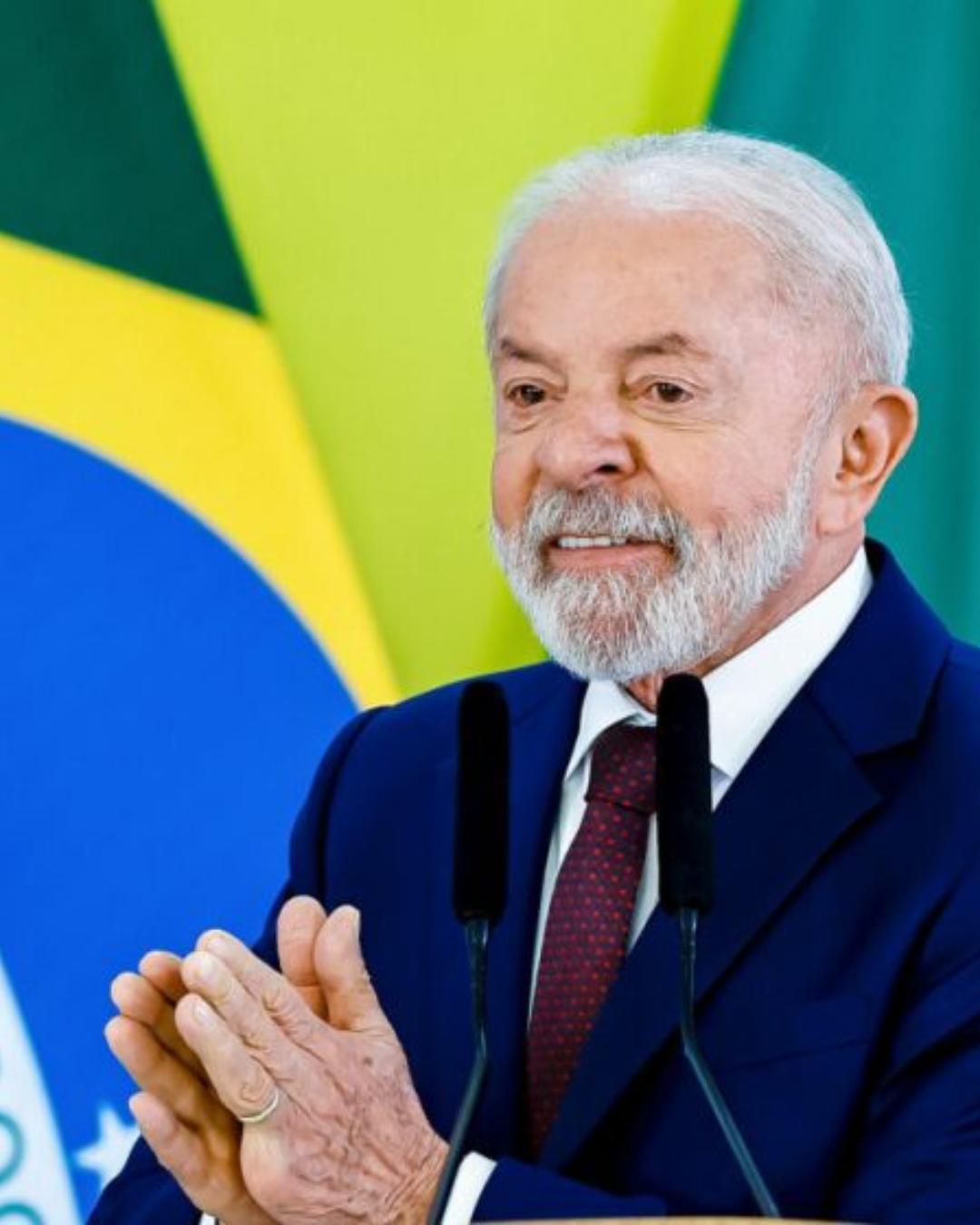 Lula se reúne com dono do Banco Master em encontro sem registro na agenda oficial