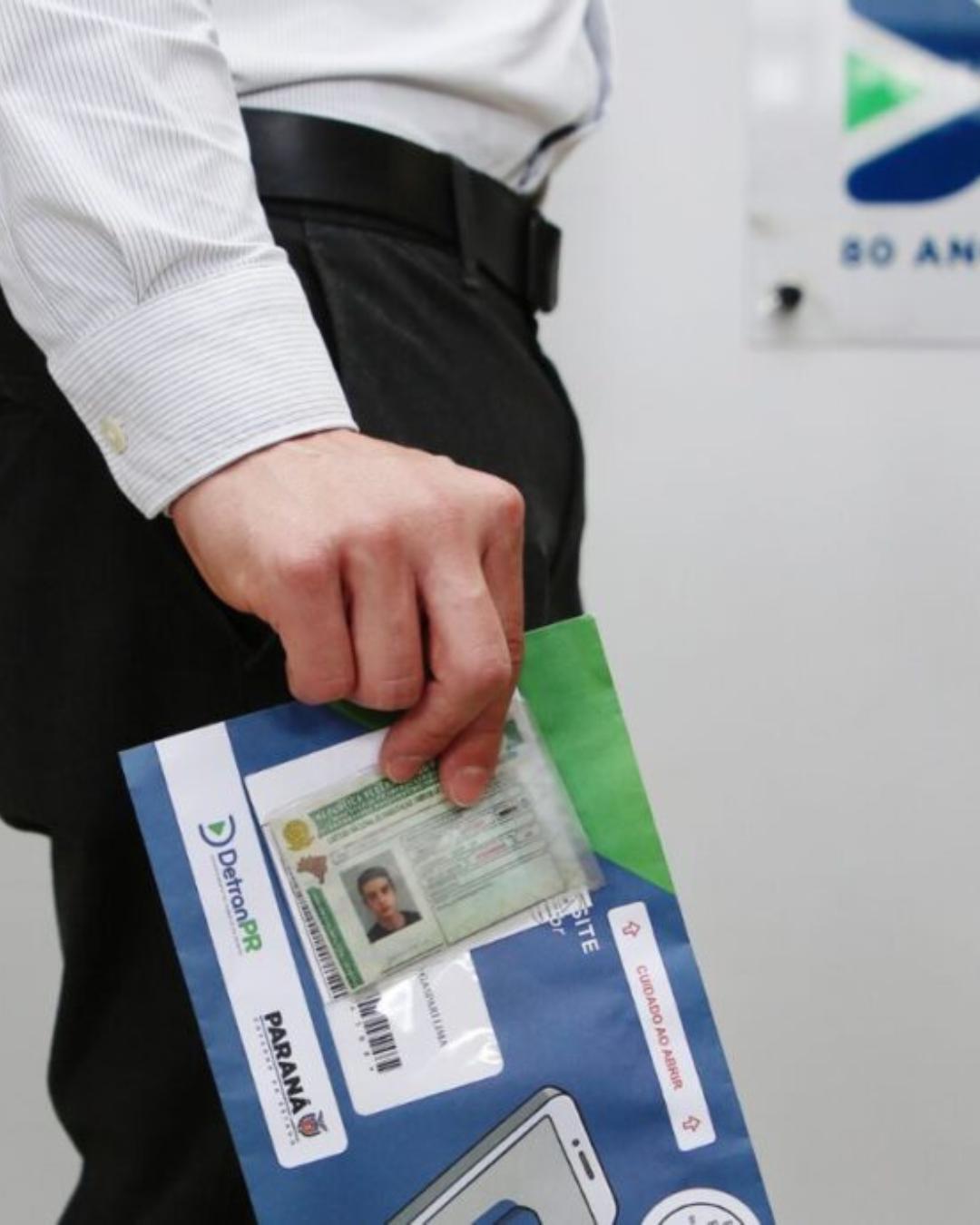 Projeto que reduz custo dos exames para CNH em 55% será enviado à Alep, anuncia governador do Paraná