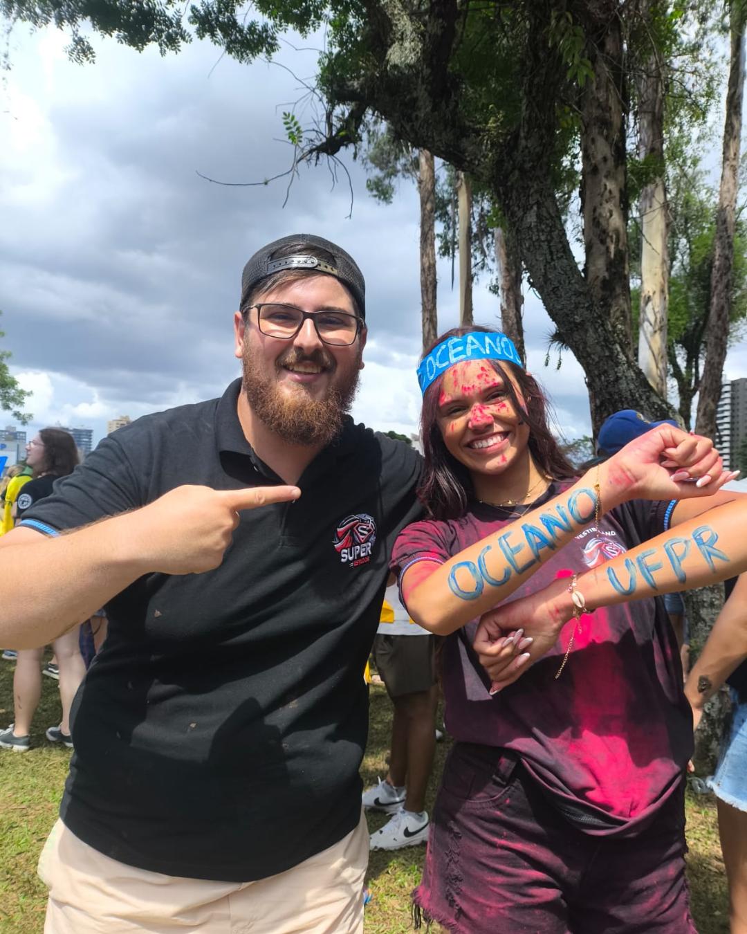 Aluna do Bandeirantes é aprovada na UFPR, sendo destaque no pré-vestibular Super Estudos
