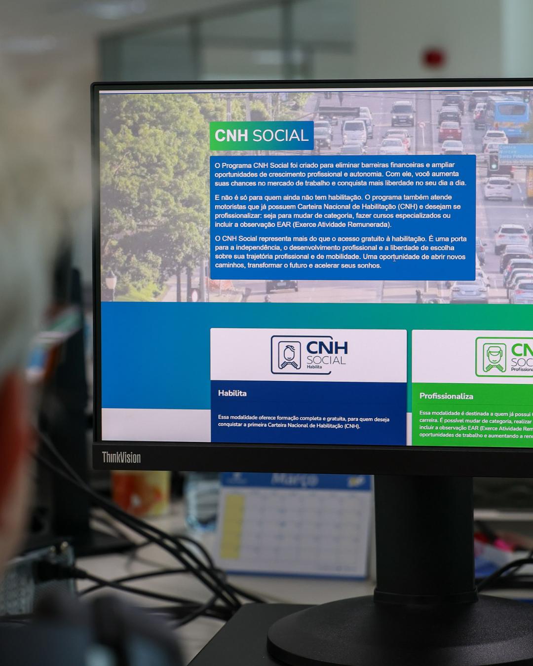 Detran-PR alerta para golpes durante inscrições do programa CNH Social