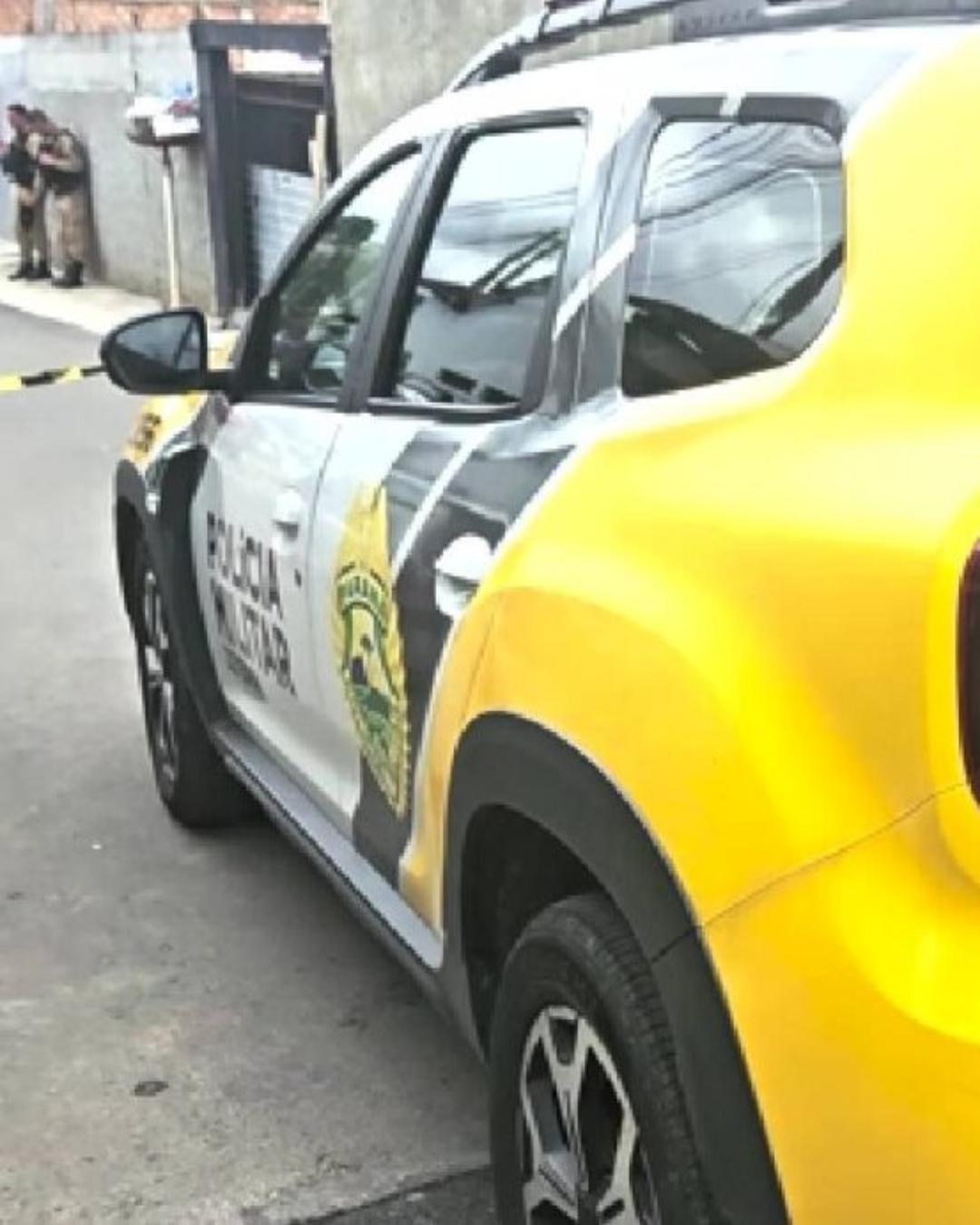 Homem de 36 anos é morto a tiros no quintal de casa em Colombo