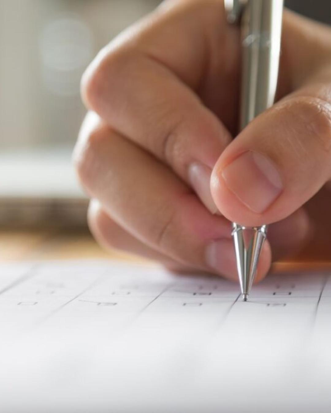 Paraná oferece centenas de vagas em concursos públicos e PSS; confira os editais