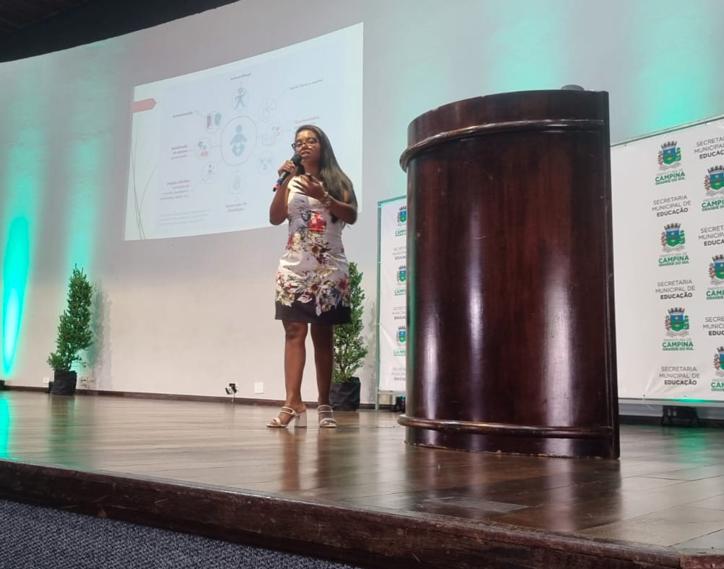 Rede municipal discute inclusão, educação digital e novos desafios para o ensino