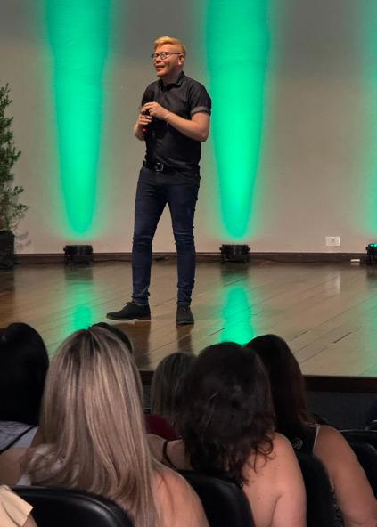 Rede municipal discute inclusão, educação digital e novos desafios para o ensino