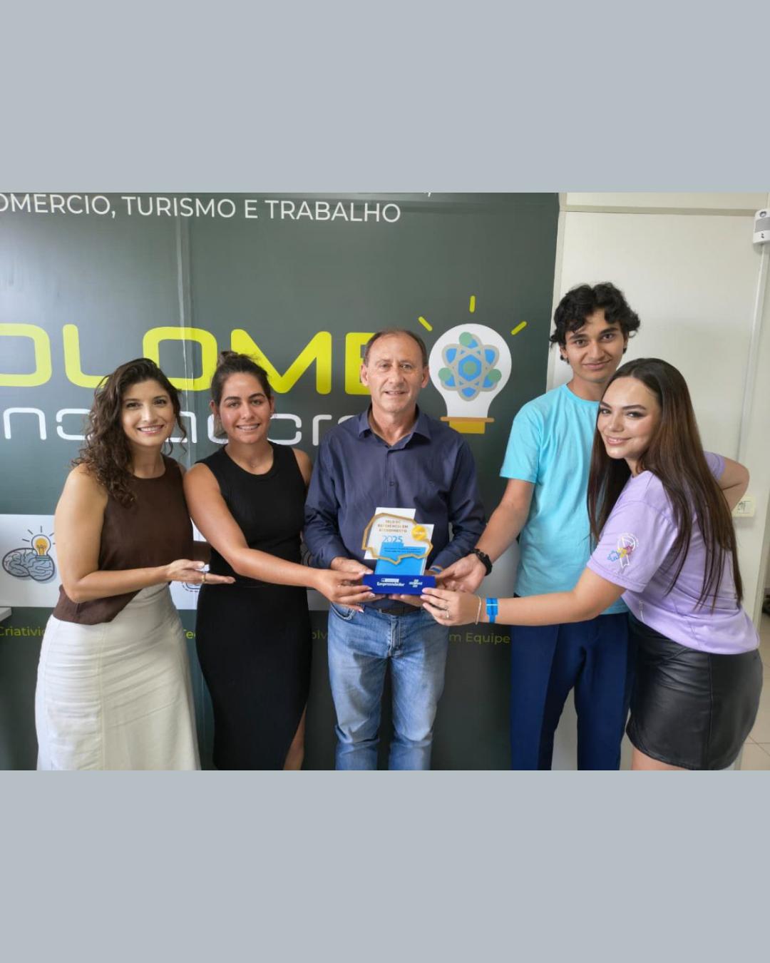 Sala do Empreendedor de Colombo conquista Selo Ouro do Sebrae