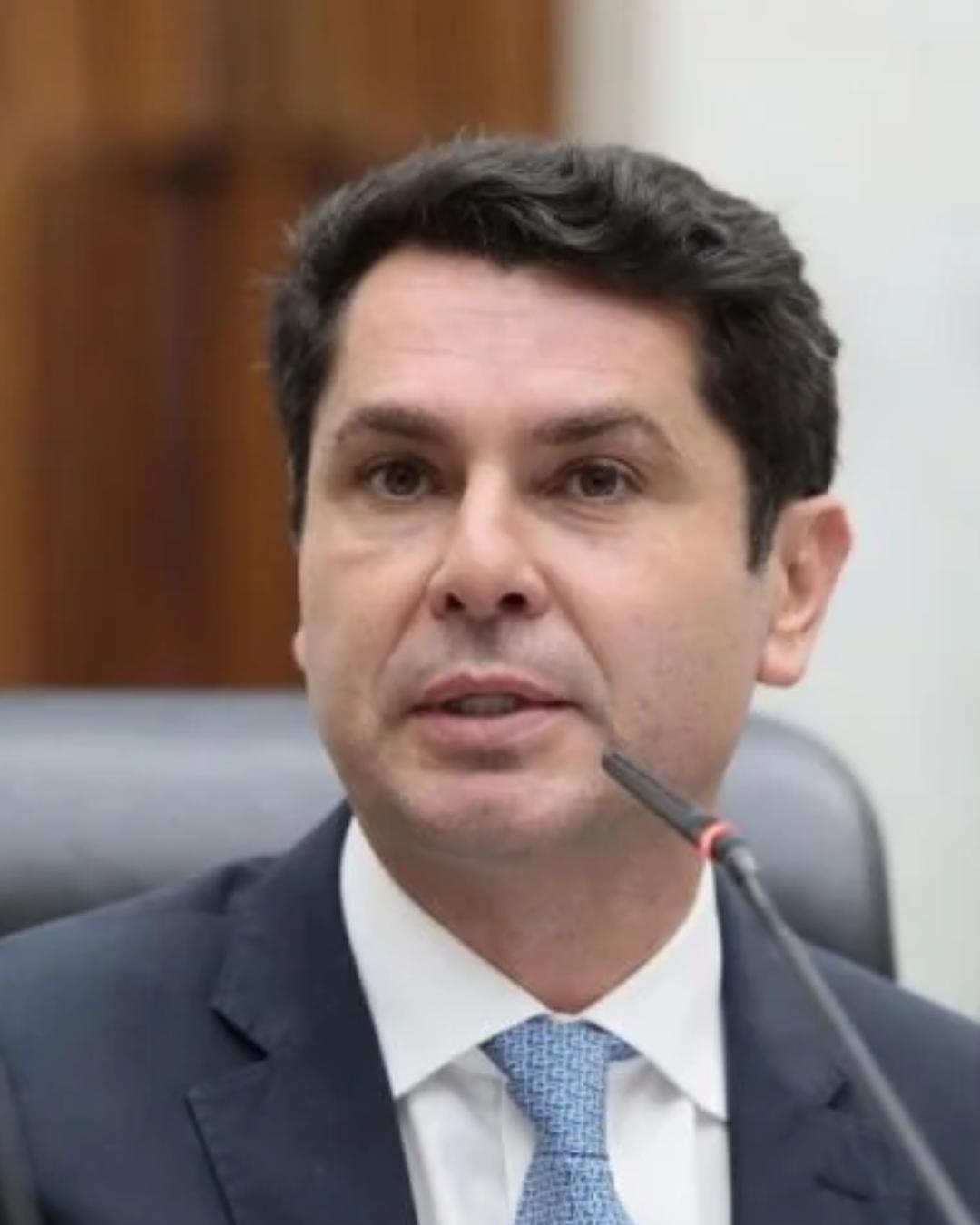 Alexandre Curi recebe apoio de 189 prefeitos em busca de candidatura ao Governo do Paraná