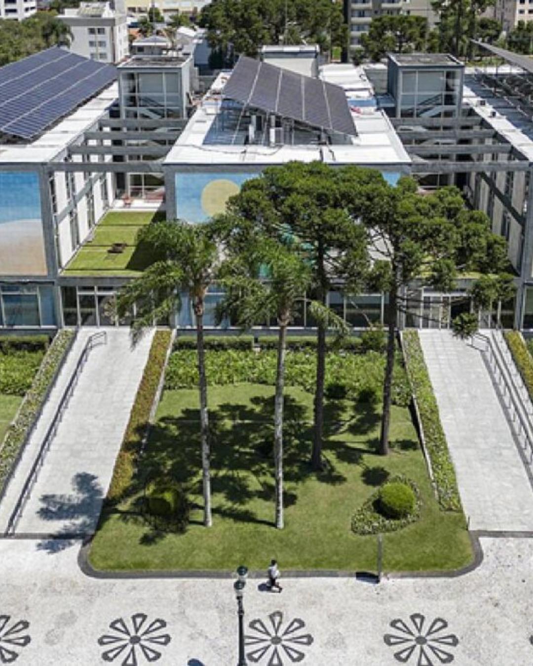 Curitiba oferece 117 vagas de estágio com bolsas de até R$ 2,5 mil