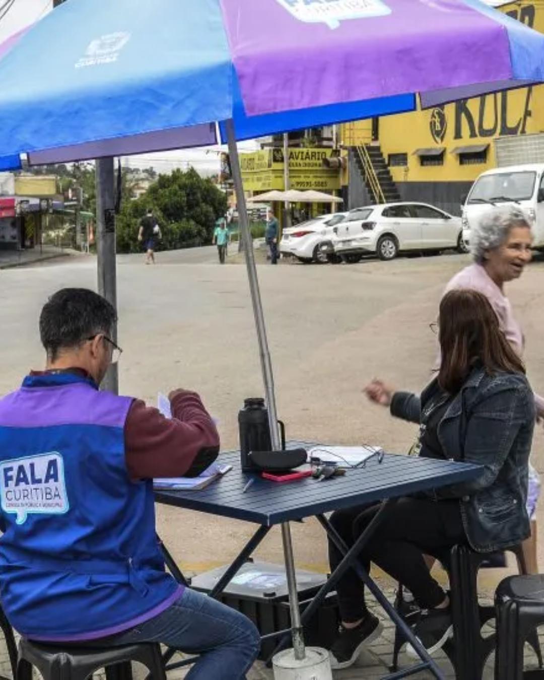 Curitiba promove serviços itinerantes e coleta de lixo tóxico em diversos bairros nesta segunda-feira