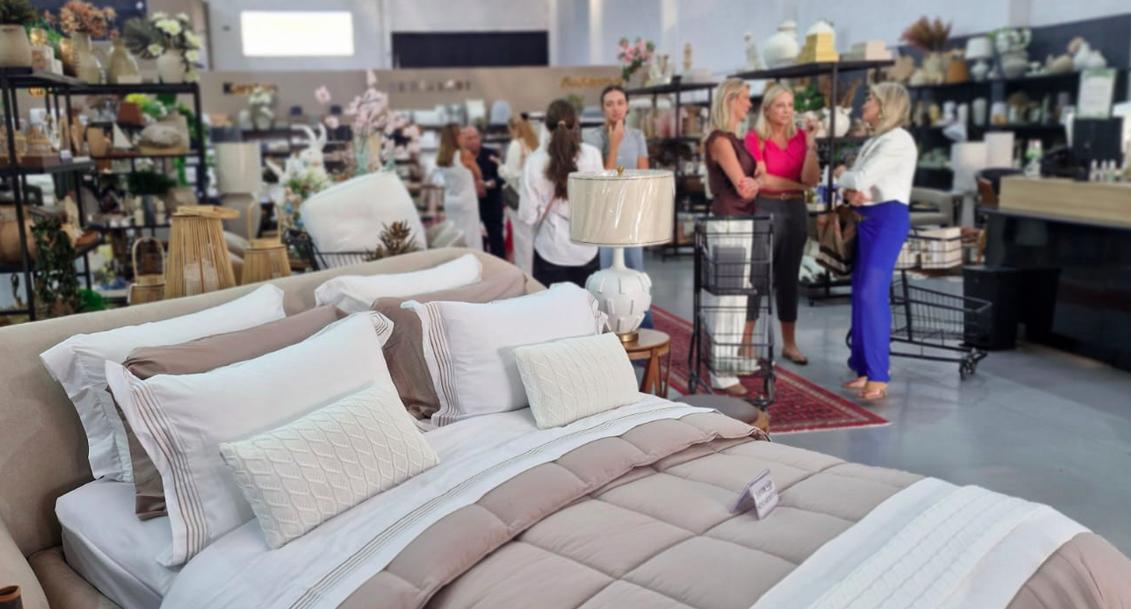 Eleni Ebrahim celebra o Dia da Mulher com quatro anos de sucesso do Villa Espaço Bazar