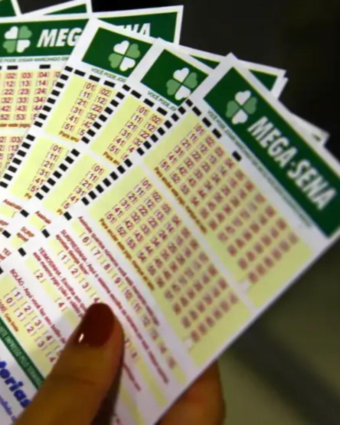 Mega-Sena sorteia prêmio de R$ 13 milhões; confira os números do concurso 2988