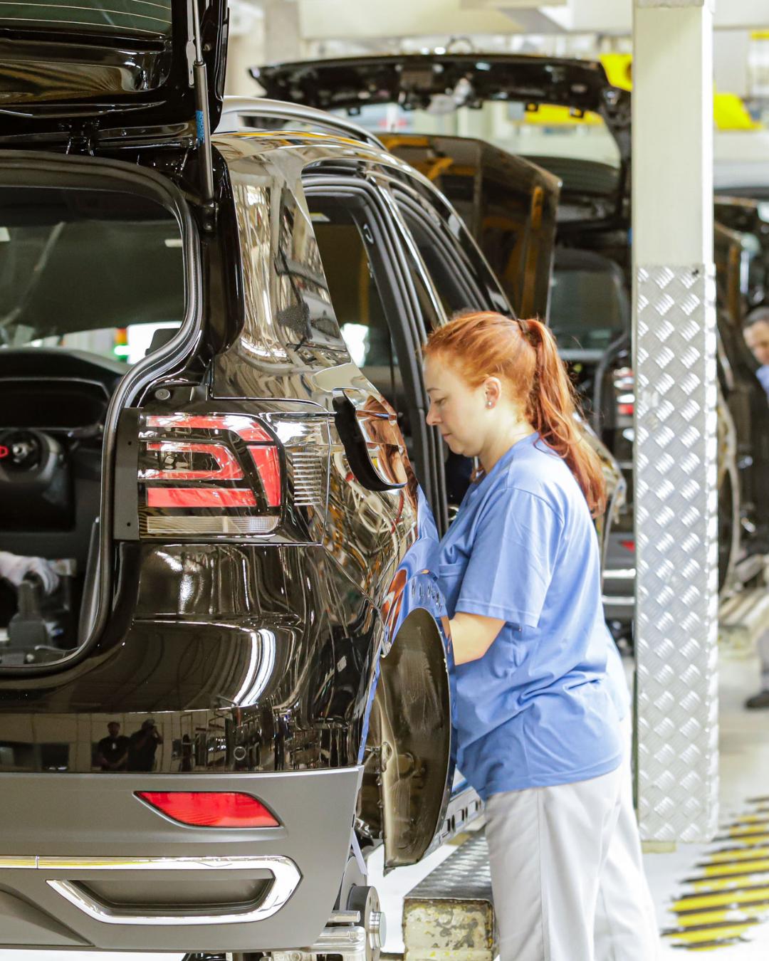 Mulheres do Paraná tiveram maior aumento de salários do Sul e Sudeste em 2025