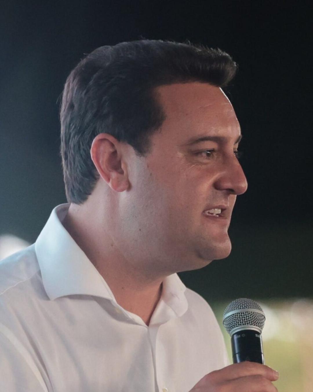 Ratinho Junior bate mais de 88% de aprovação no Paraná