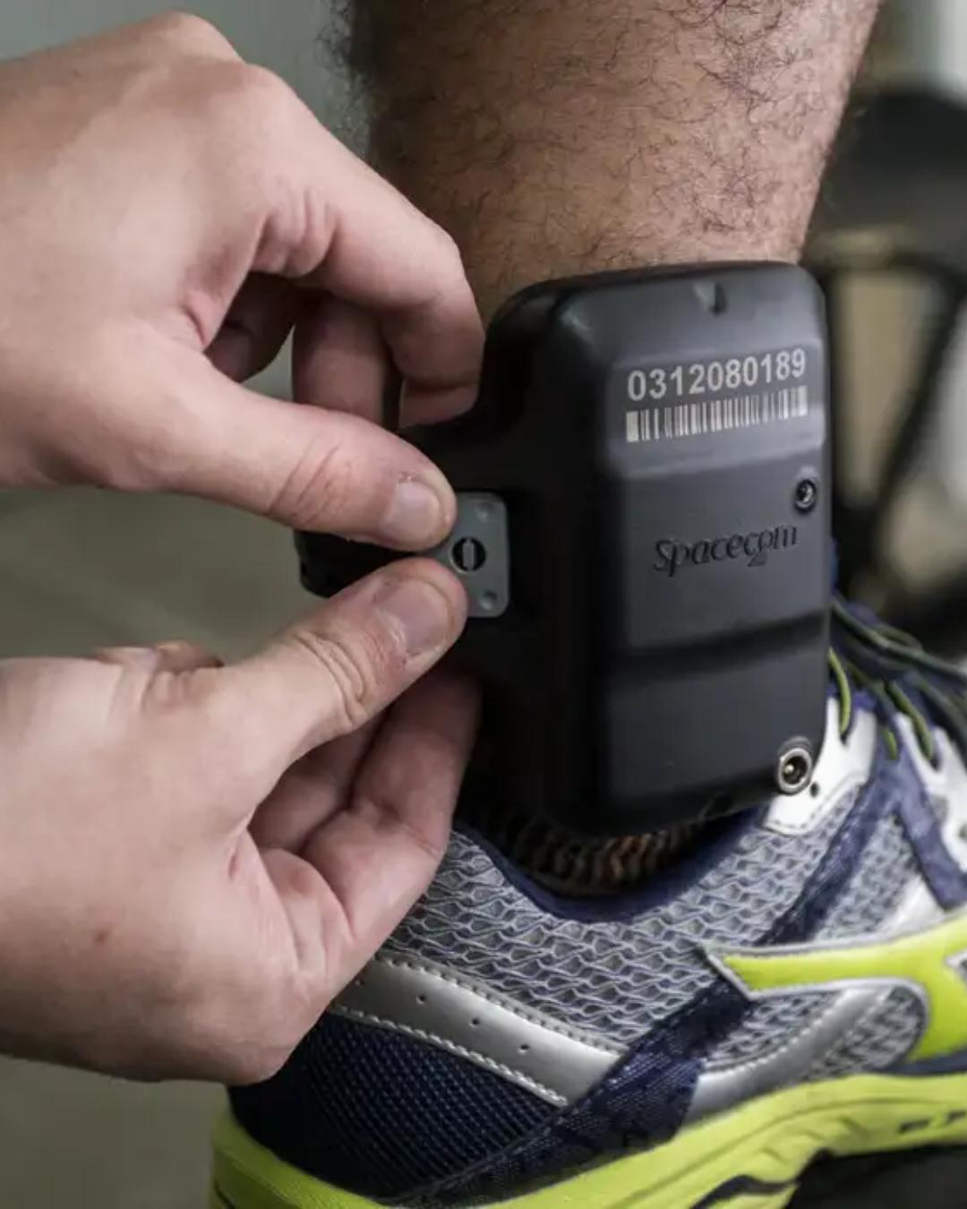 Senado aprova monitoramento imediato com tornozeleira para agressores de mulheres