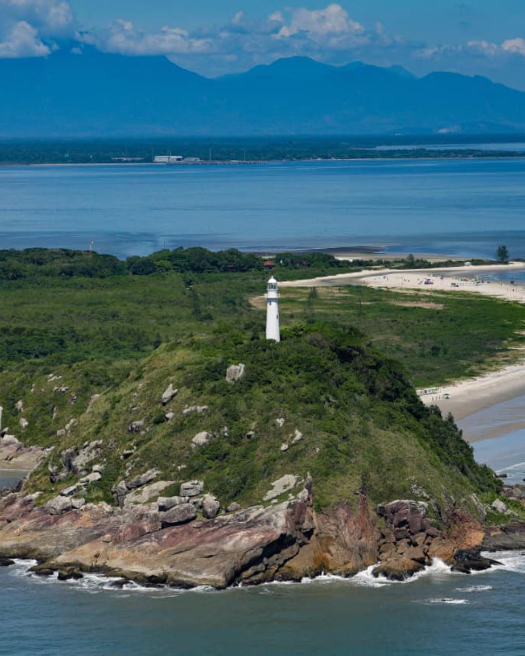 Últimos shows do Verão Maior na Ilha do Mel terão transporte extra e horários estendidos