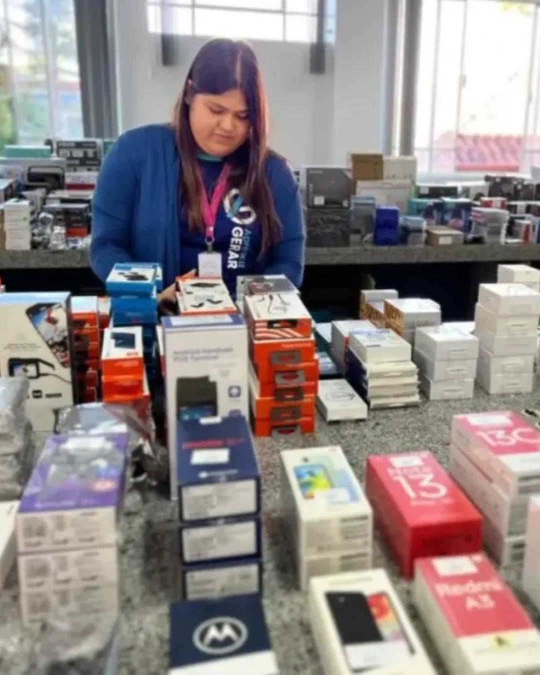 Bazar da Receita Federal acontece em Curitiba nesta sexta (10) e sábado (11); confira detalhes