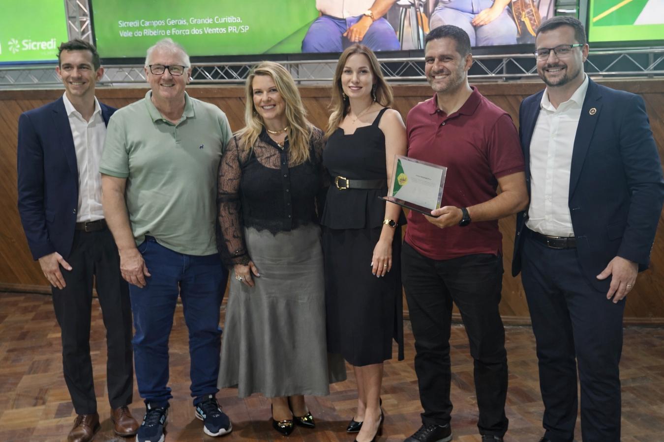 Campina Grande do Sul recebe assembleia do Sicredi com grande participação