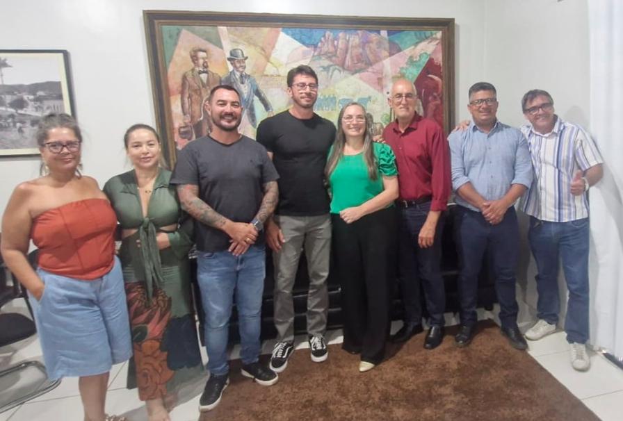 Campina quita antecipadamente dívida milionária com Antonina e assegura economia de milhões aos cofres públicos