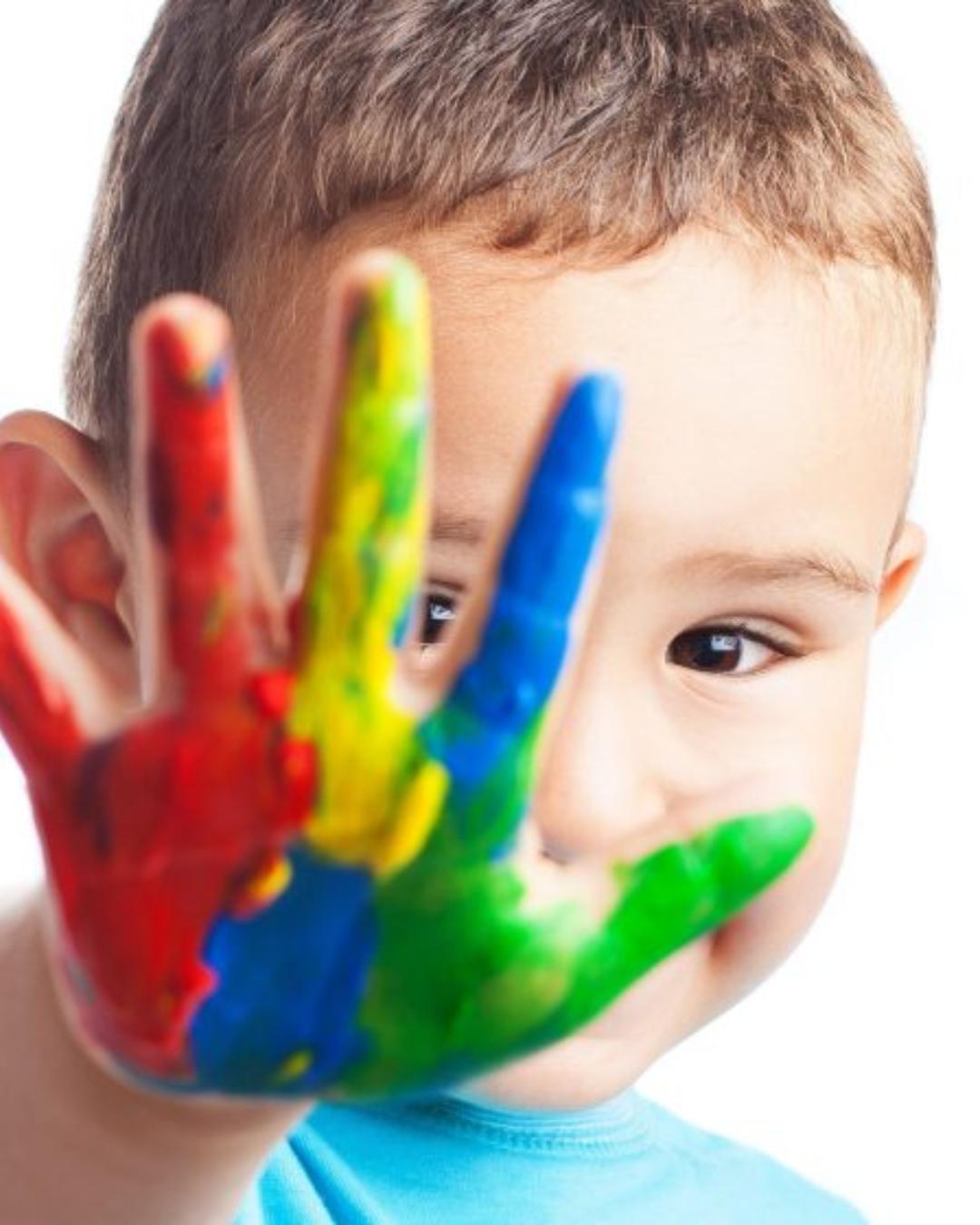 Censo 2022 aponta mais de 132 mil pessoas com TEA no Paraná e 2,4 milhões no Brasil